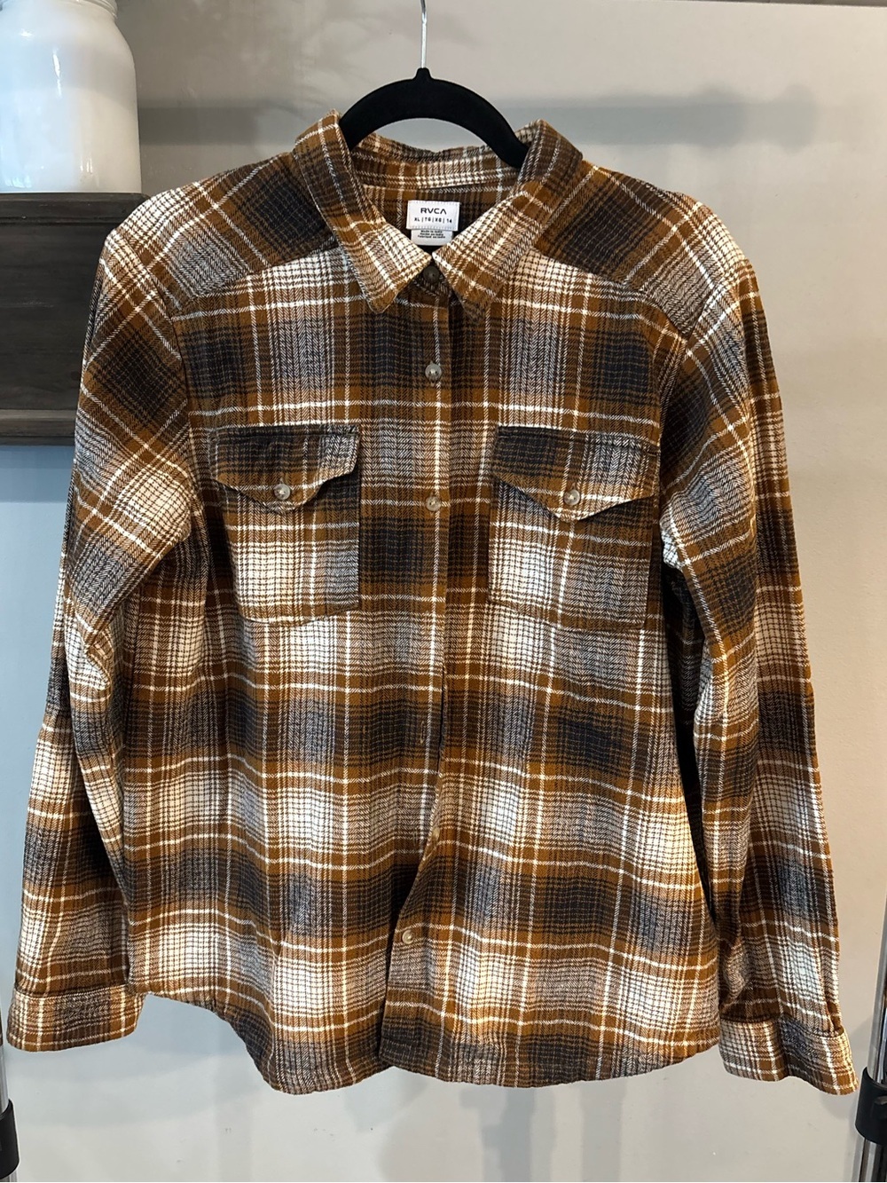 RVCA Rust & Cream Plaid Flannel Shirt Jacket women’s size XL